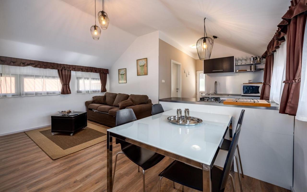 Apartment Katoro Umag Eksteriør billede