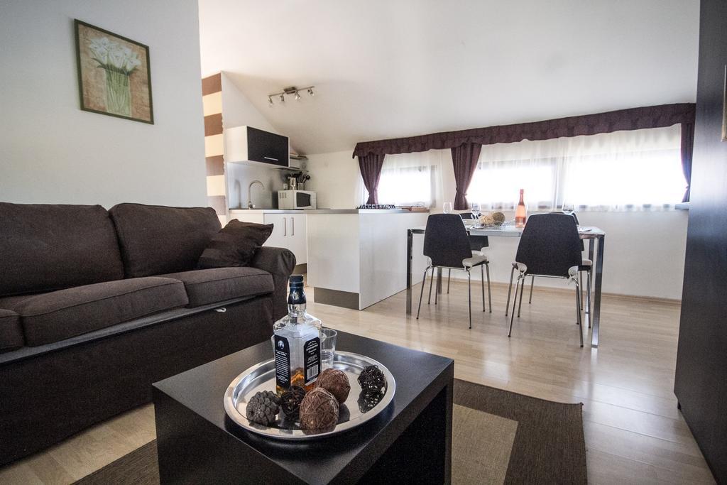 Apartment Katoro Umag Eksteriør billede