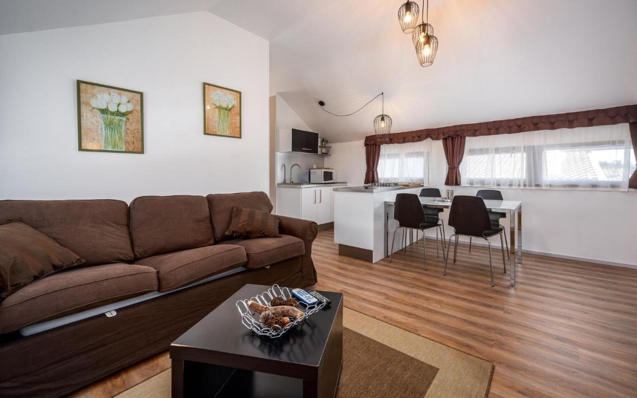 Apartment Katoro Umag Eksteriør billede