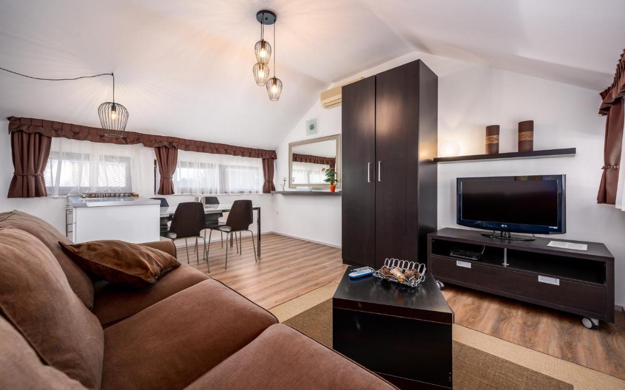 Apartment Katoro Umag Eksteriør billede