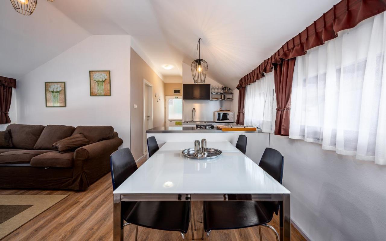 Apartment Katoro Umag Eksteriør billede